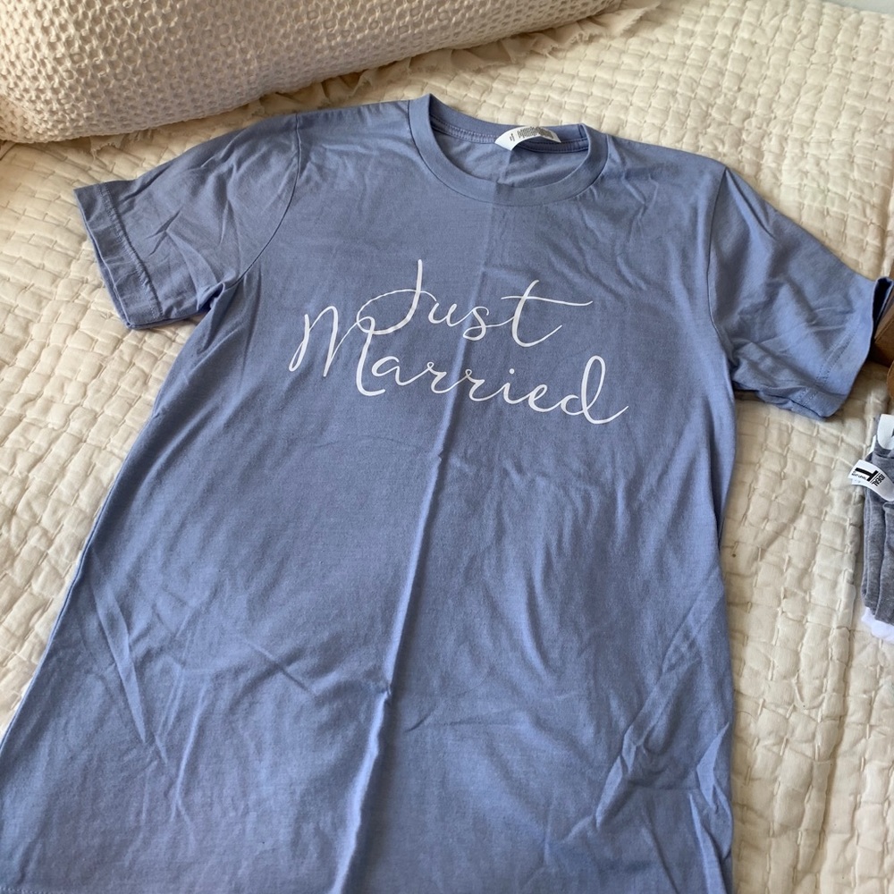🌸Just married shirt bundle! (both men and women shirt)